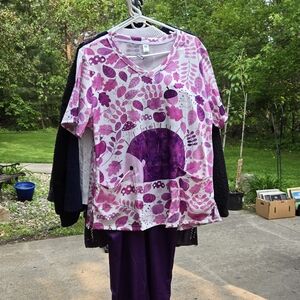 NWOT, Scrub Top And Bottom, Pink and Purple Hedgehog Print Fabric